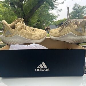 Adidas AlphaBounce + Gold